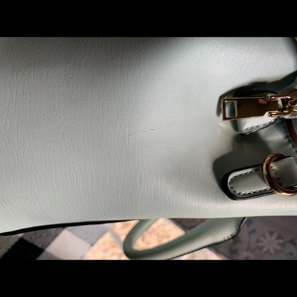 Handbag - Picture 7 of 8